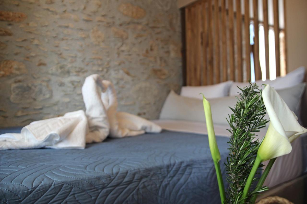 Laini Guest Houses Kouloukouthiana ภายนอก รูปภาพ