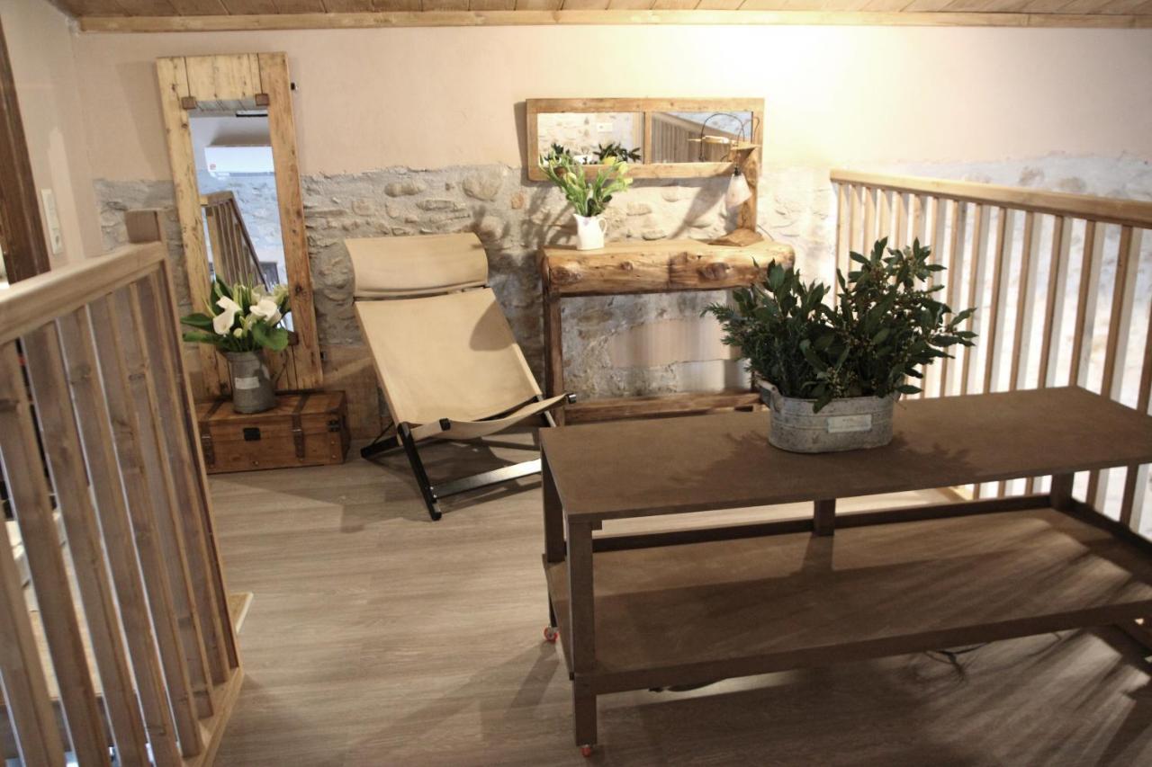 Laini Guest Houses Kouloukouthiana ภายนอก รูปภาพ