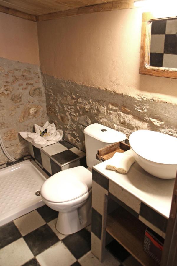 Laini Guest Houses Kouloukouthiana ภายนอก รูปภาพ