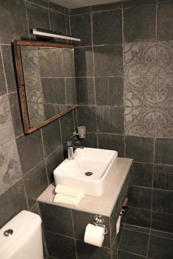 Laini Guest Houses Kouloukouthiana ภายนอก รูปภาพ